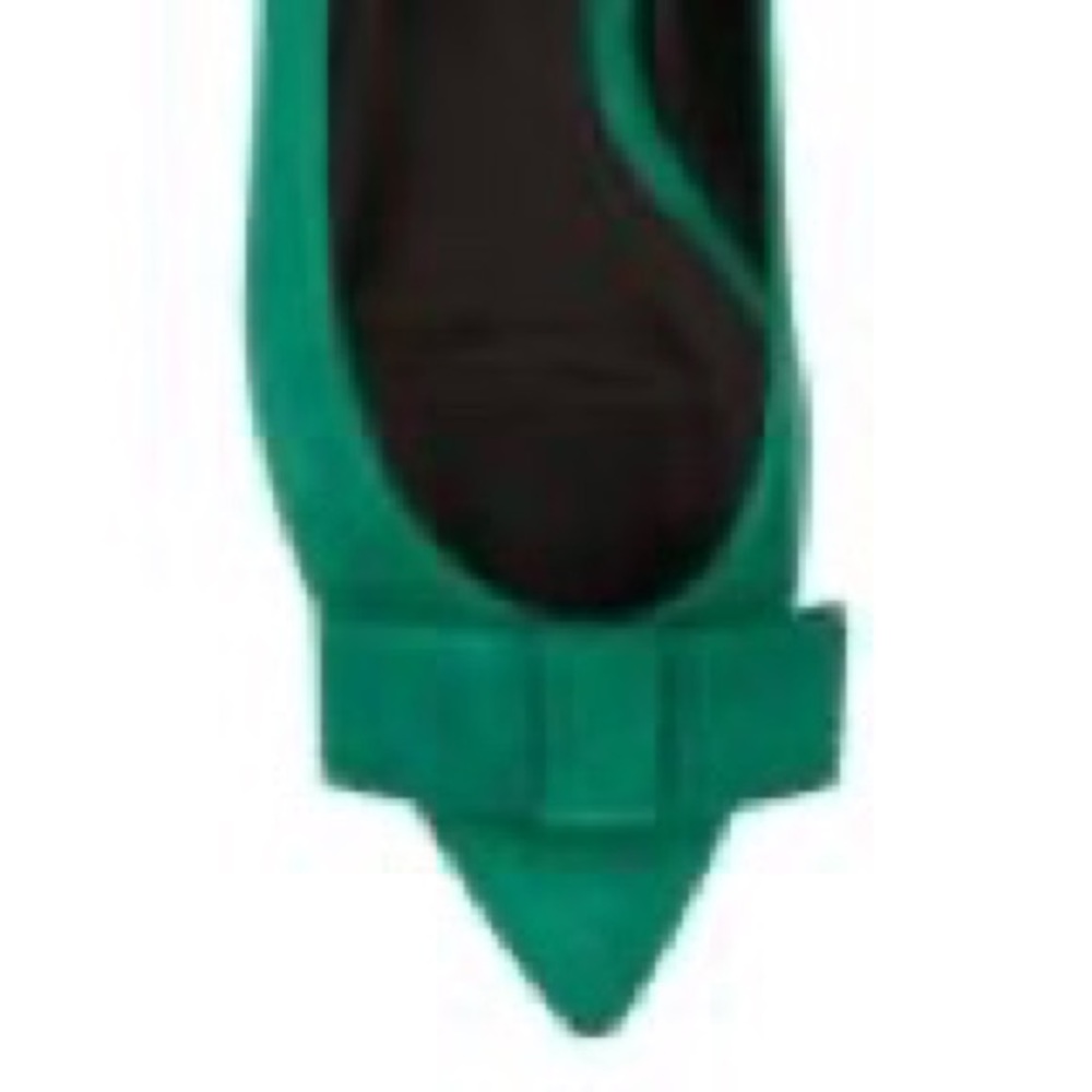 HUGO BOSS. NIB! Emerald Green Pointed Flats! - Picture 3 of 3